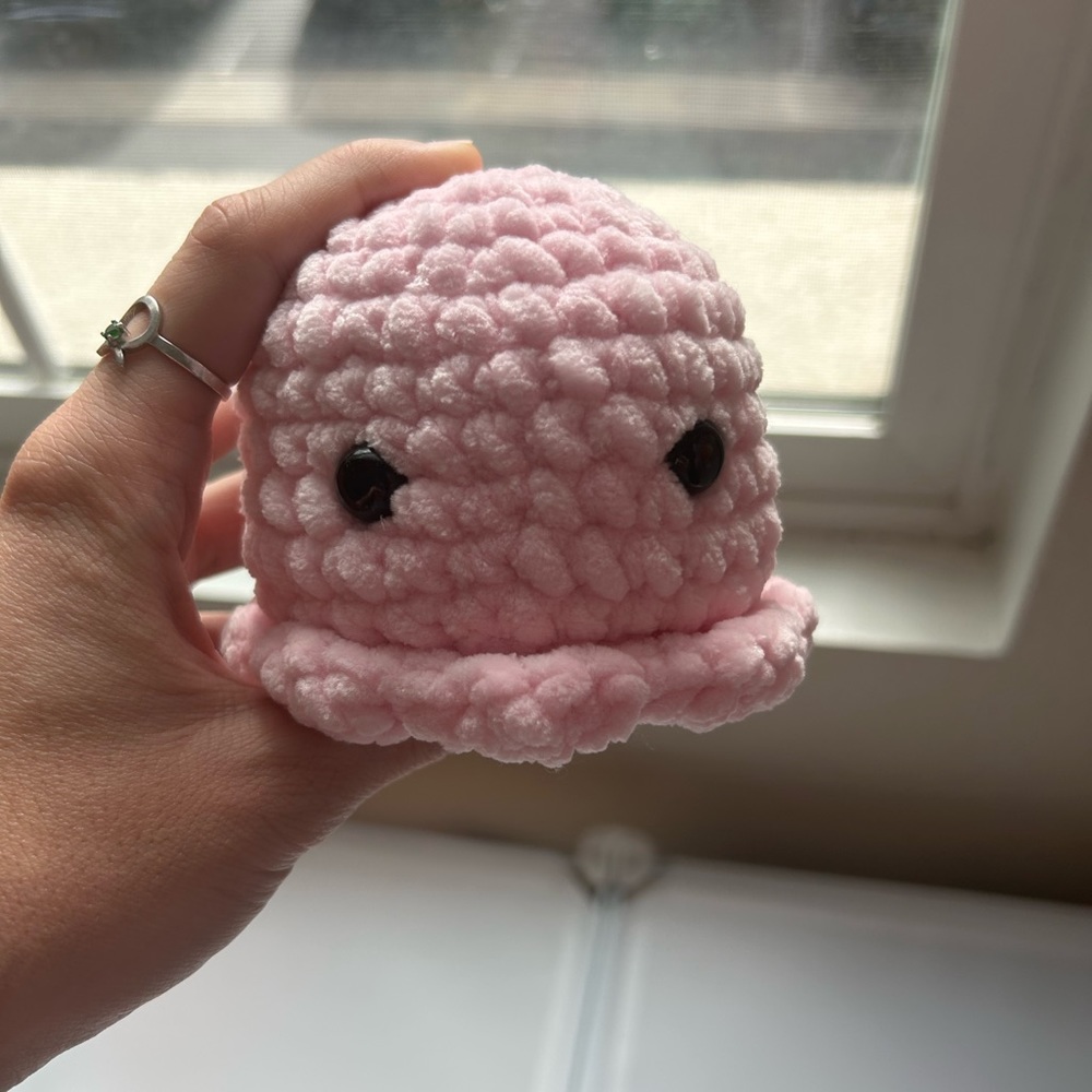 Crocheted baby octopus 🐙